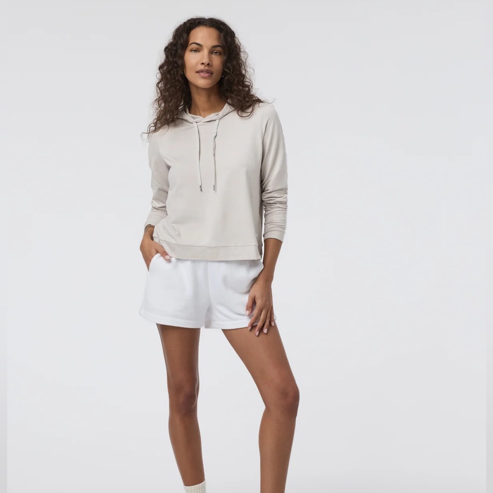 Vuori Halo Essential Hoodie - Medium - Never worn